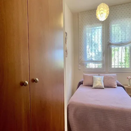 Pineda For Seven People In 帕尔斯