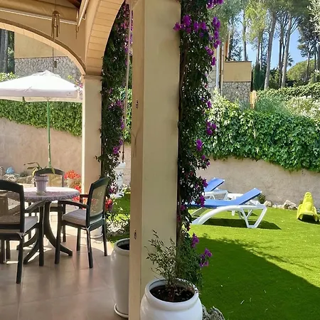 Pineda For Seven People In Villa Pals
