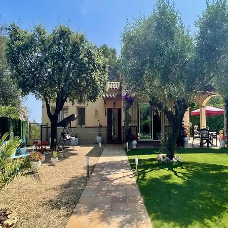 Pineda For Seven People In Villa